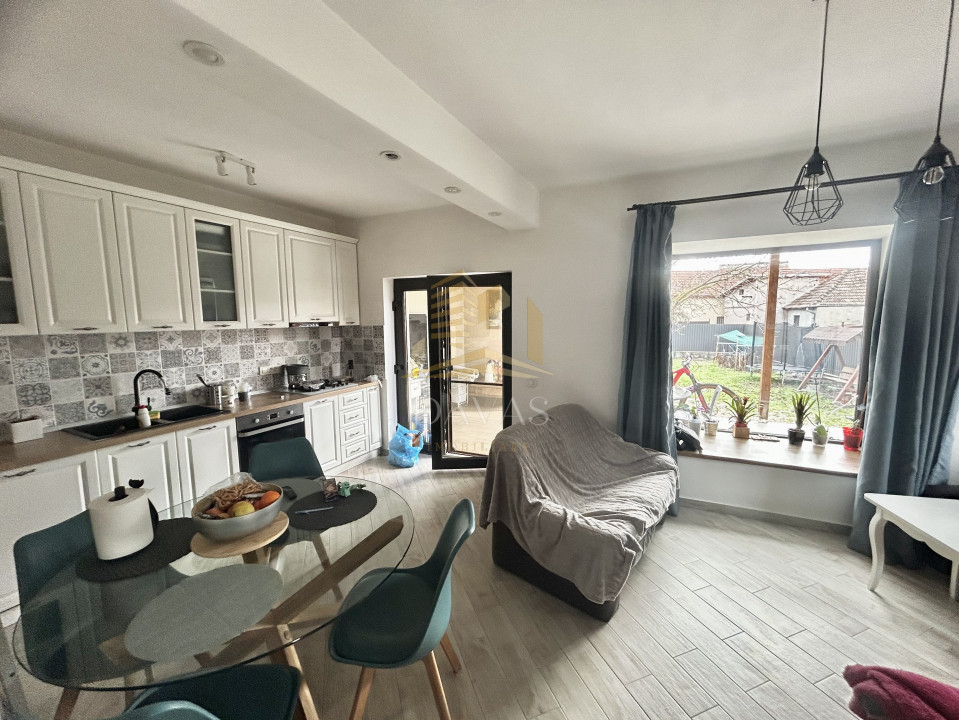 Casa de inchiriat  cu 4 camere | Someseni | Curte 390 mp