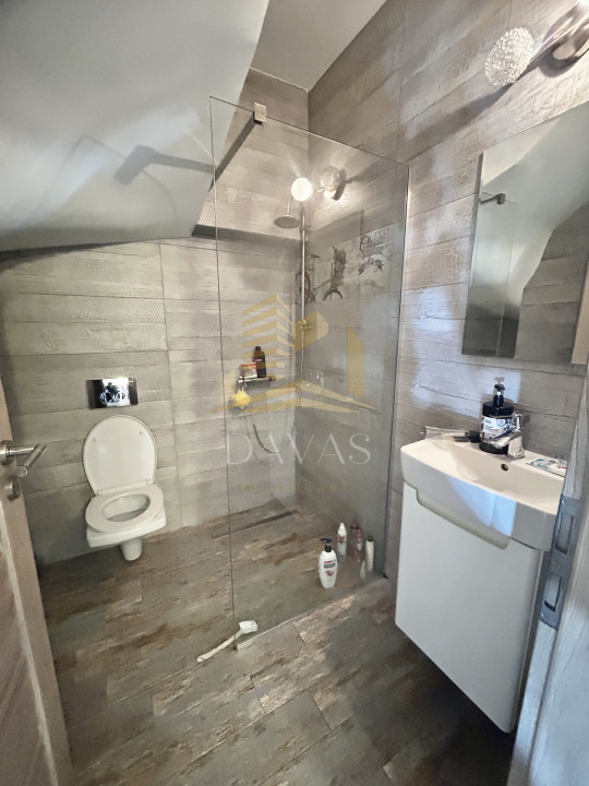 Casa de inchiriat  cu 4 camere | Someseni | Curte 390 mp