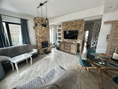 Casa de inchiriat  cu 4 camere | Someseni | Curte 390 mp