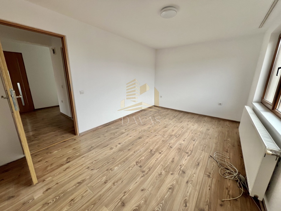 Casa individuala de inchiriat | 4 camere | 4 locuri de parcare in curte