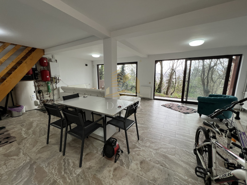 Casa rustică deosebită | Confort si liniste