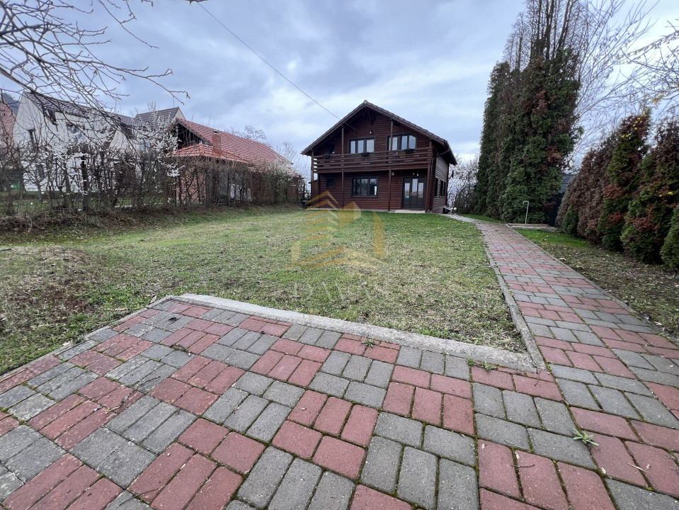 Casa rustică deosebită | Confort si liniste