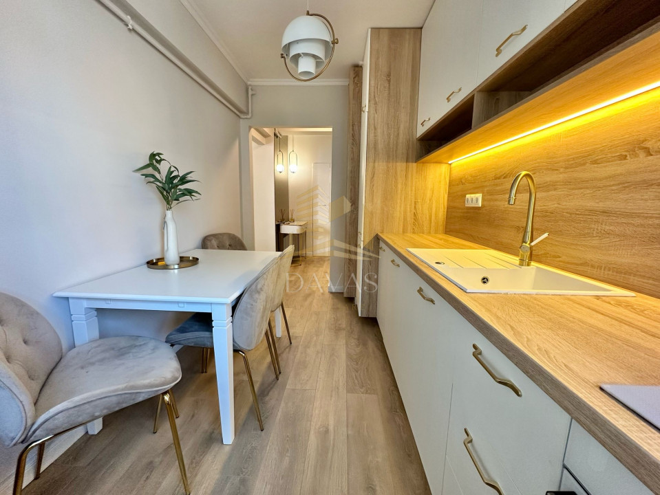 Apartament UltraCentral de Lux | 2 camere semidecomandat 