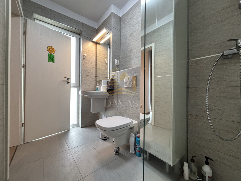 Apartament de 3 camere decomandat | Buna ziua | Parcare