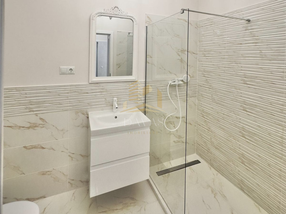 Apartament de 3 camere | Finisaje de Lux | Eroilor