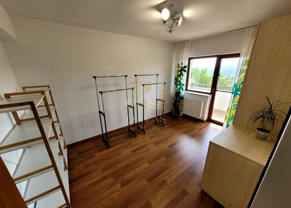 Casa 5 camere de inchiriat | Iris | Garaj | Teren 1000mp