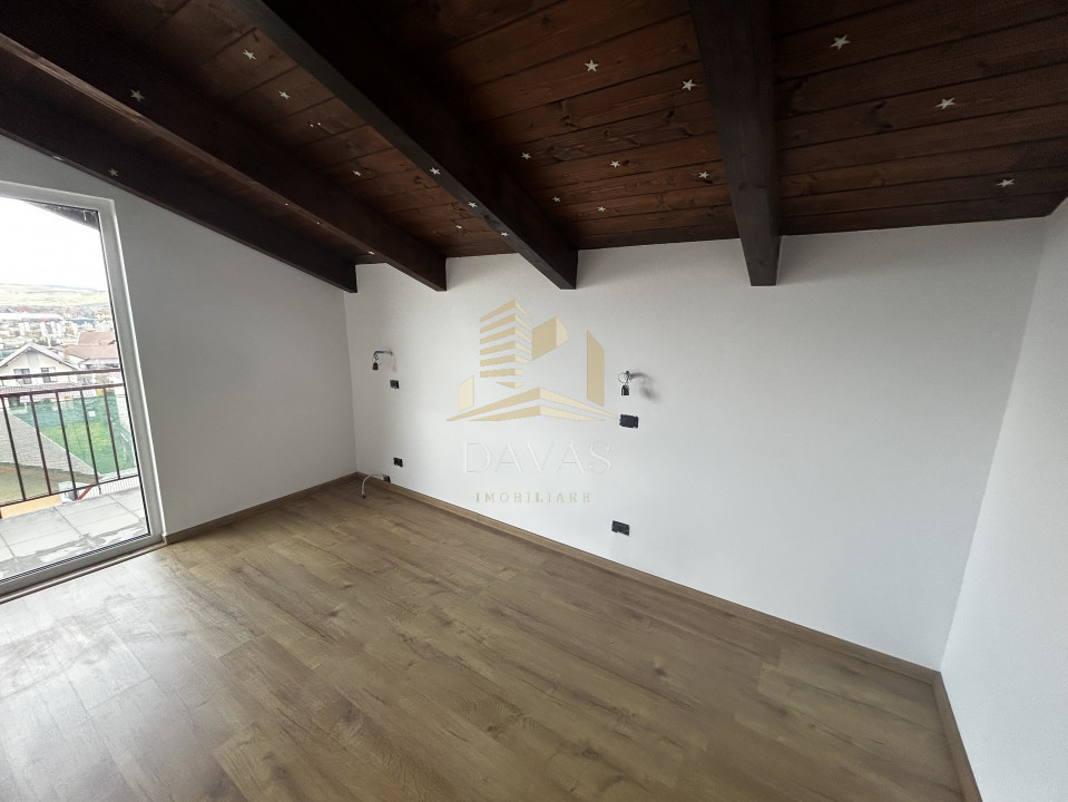 Casa de inchiriat 4 camere | Dezmir | Parcare | Terasa 