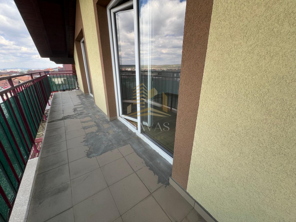 Casa de inchiriat 4 camere | Dezmir | Parcare | Terasa 