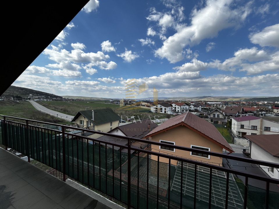 Casa de inchiriat 4 camere | Dezmir | Parcare | Terasa 