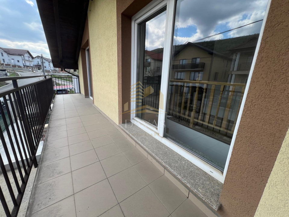 Casa de inchiriat 4 camere | Dezmir | Parcare | Terasa 