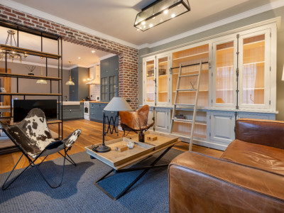 Apartament 2 camere de inchiriat cu finisaje de LUX | Semicentral | 