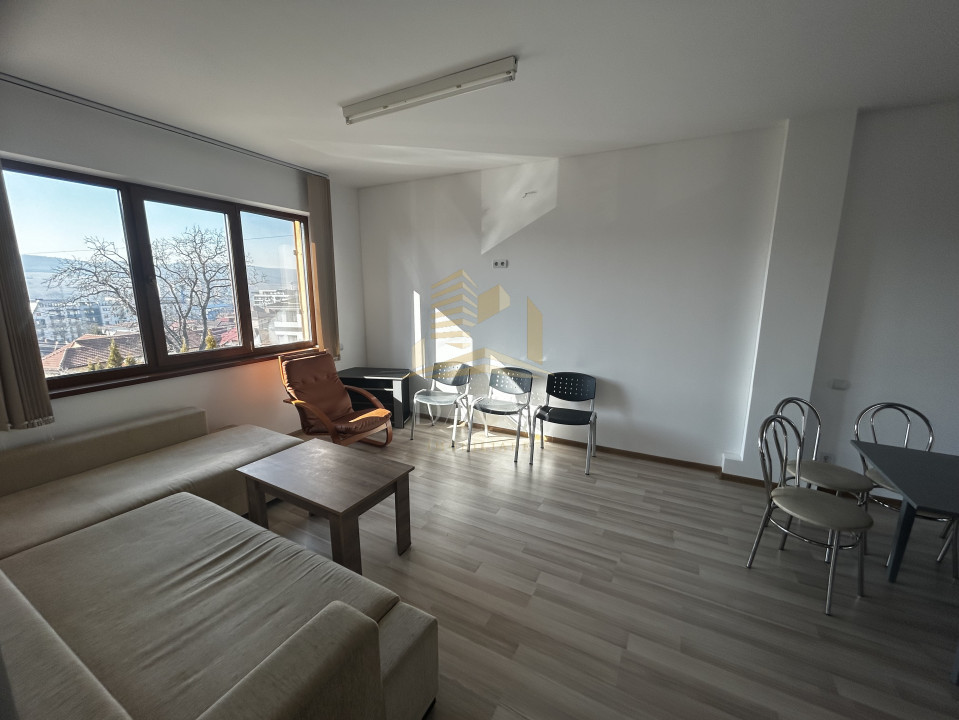 Casa tip duplex 7 camere | Dambul Rotund | 5 parcari