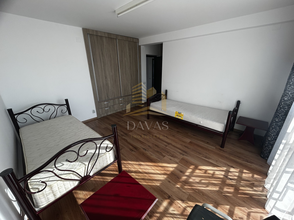 Casa tip duplex 7 camere | Dambul Rotund | 5 parcari