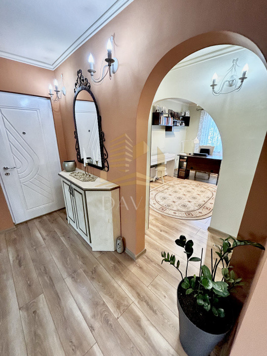 Apartament 4 camere de vanzare | Gheorgheni | Etaj intermediar | Garaj