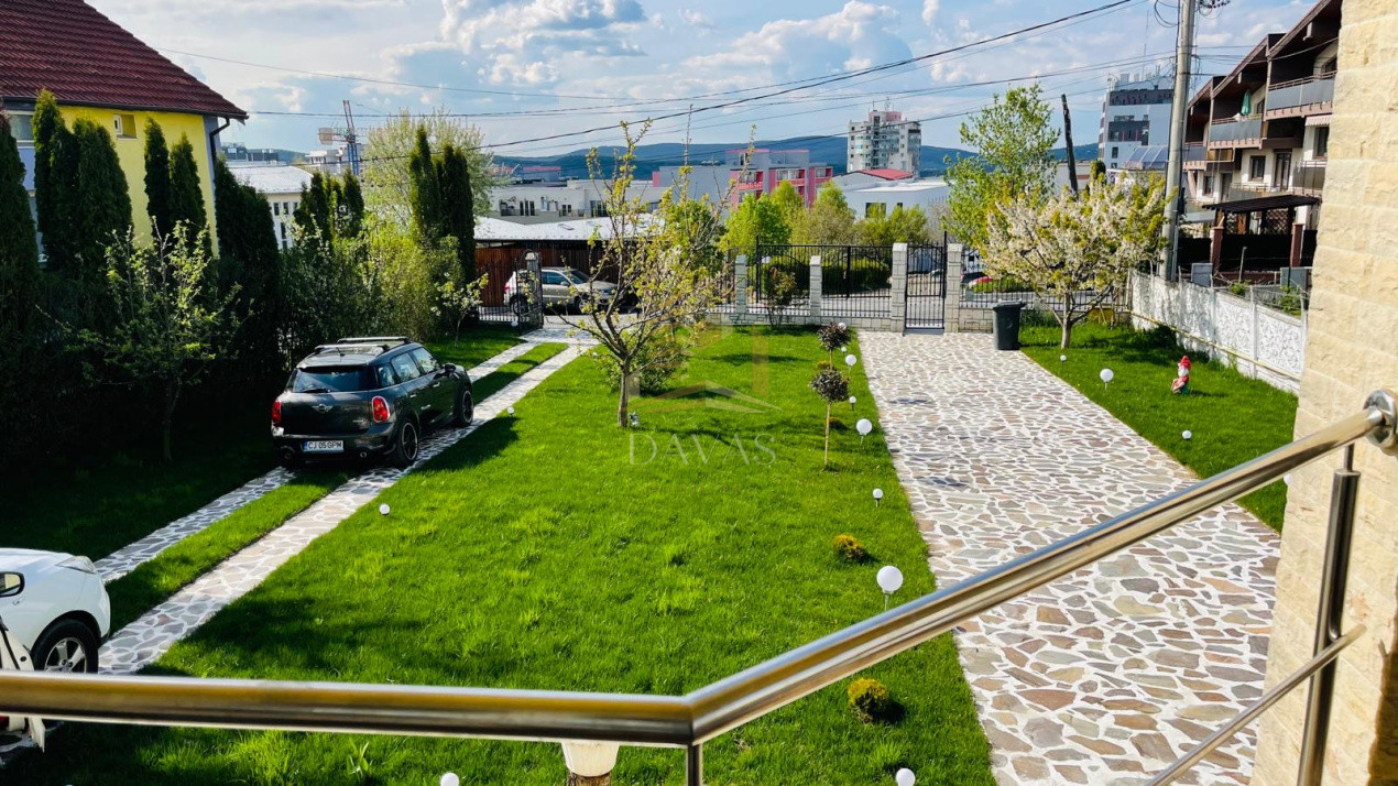 Casa individuala 6 camere de inchiriat | Zorilor | Piscina | Teren 1000mp 