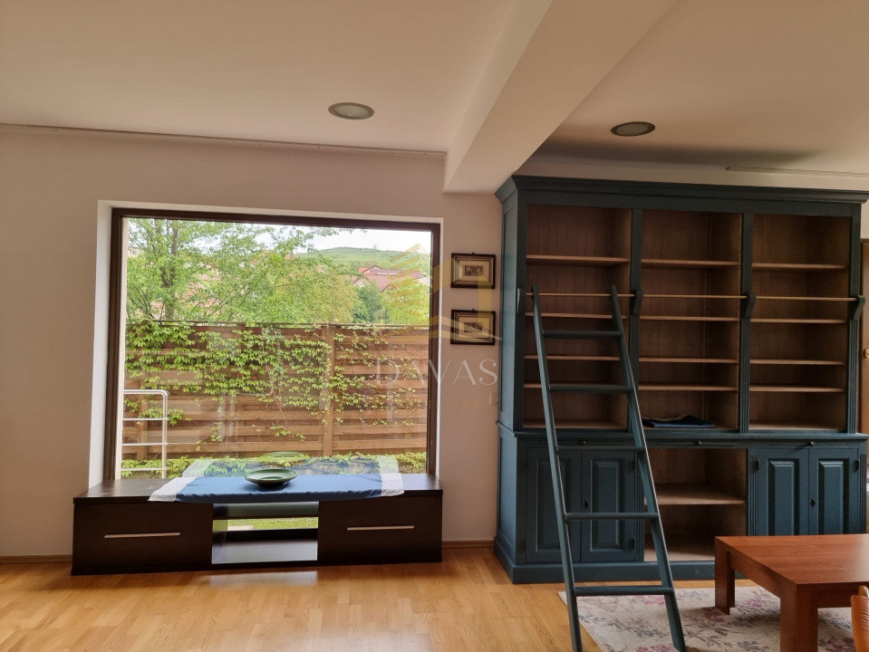 Casa tip duplex de inchiriat | Borhanci | Garaj | Gradina 400mp