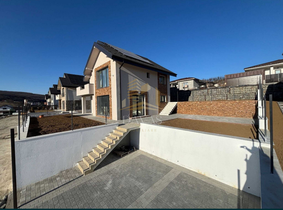 Casa LUX de inchiriat | Popesti | Garaj | Teren 500mp