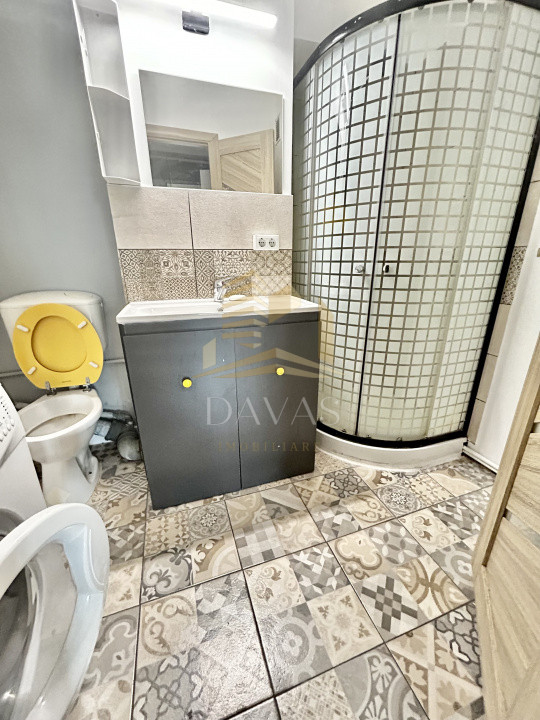 Apartament 2 camere decomandat | Intre Lacuri | Etaj intermediar
