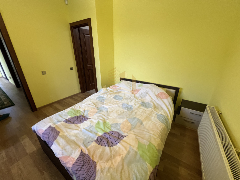 Casa cu 7 camere | Andrei Muresanu | Curte interioara