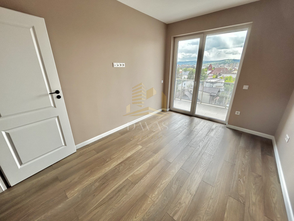 Apartament 3 camere de vanzare | Marasti | Etaj intermediar | Parcare