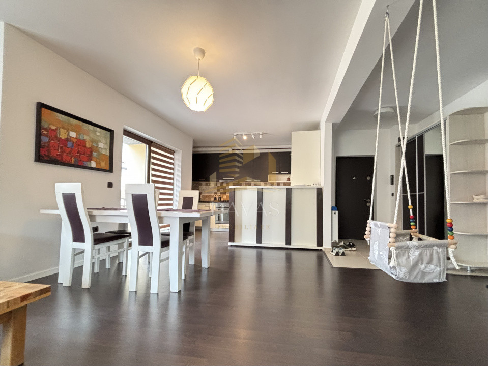 Apartament de 3 camere semidecomandat | Europa | 2 parcari