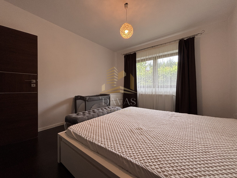 Apartament de 3 camere semidecomandat | Europa | 2 parcari