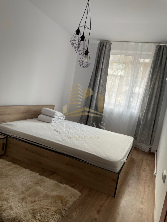 Apartament cu 2 camere de vanzare | Renovat recent | Zona Iulius Mall