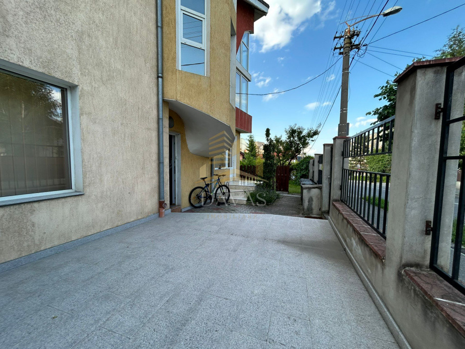 Spatiu ideal pentru birou sau locuit | Parcare | Interservisan