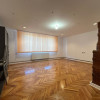 Spatiu ideal pentru birou sau locuit | Parcare | Interservisan