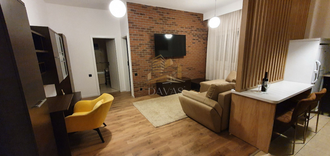 Apartament 2 camere de inchiriat | Centru | Garaj inclus