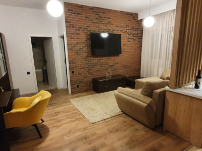 Apartament 2 camere de inchiriat | Centru | Garaj inclus