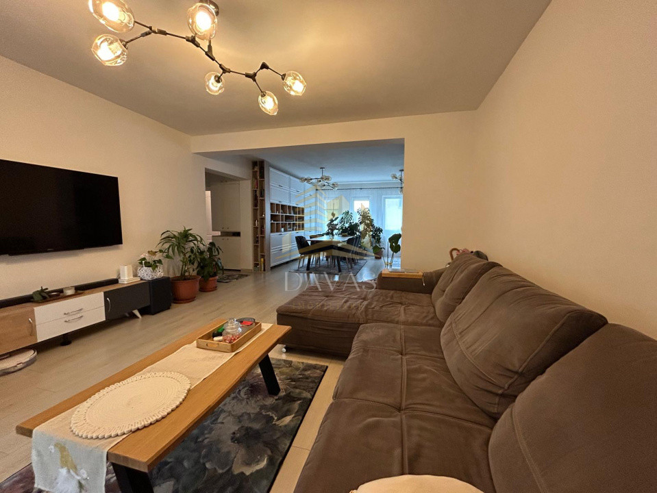 Apartament cu 3 camere de vanzare | Doua Parcari | Cartier Manastur