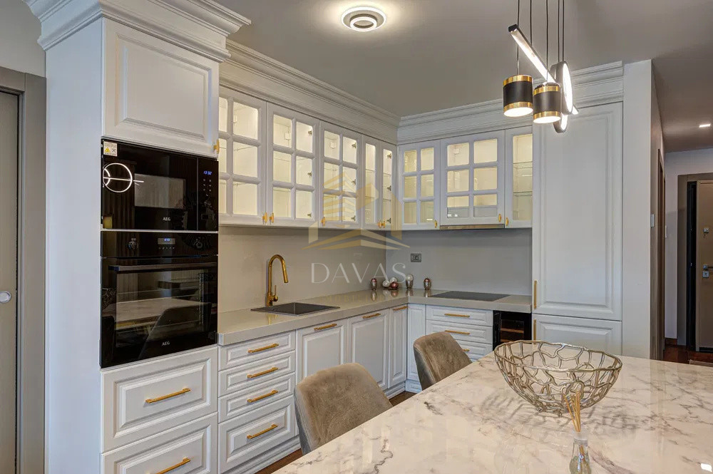 Apartament cu 4 camere de inchiriat | LOFT LUXURY Residence | Buna Ziua