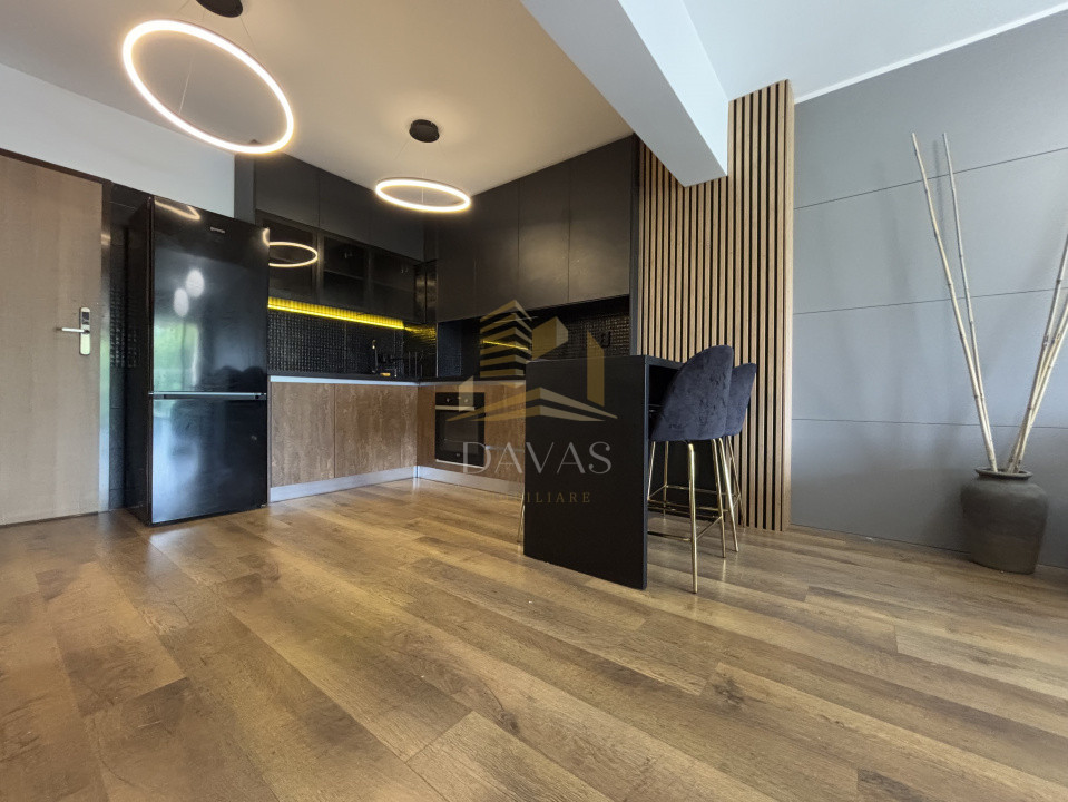 Super finisat | Apartament de 2 camere semidecomandat | Viva City