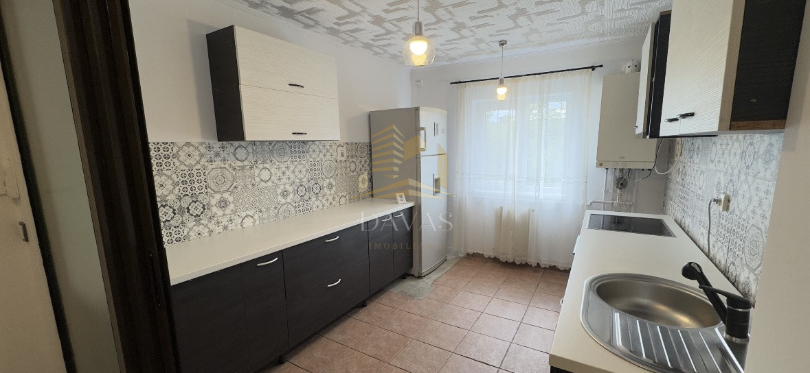 Apartament de 3 camere decomandat || Mărăști || Parcare