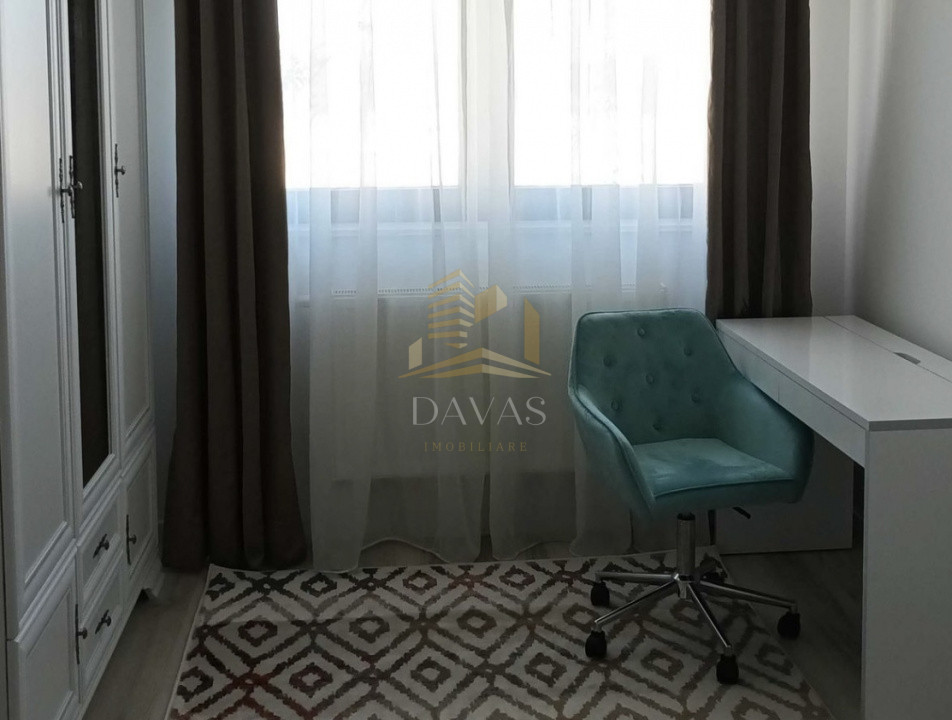 Apartament de 3 camere decomandat| Frunzisului