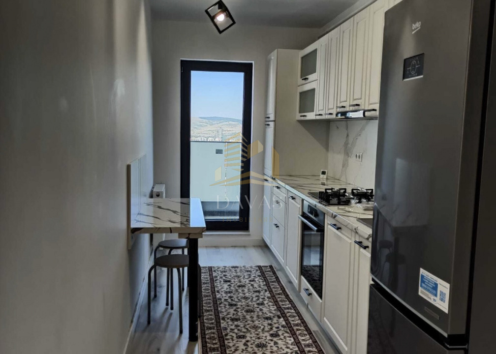 Apartament de 3 camere decomandat| Frunzisului