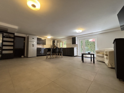 Apartament de 3 camere | zona câmpului | Grădina | Parcare