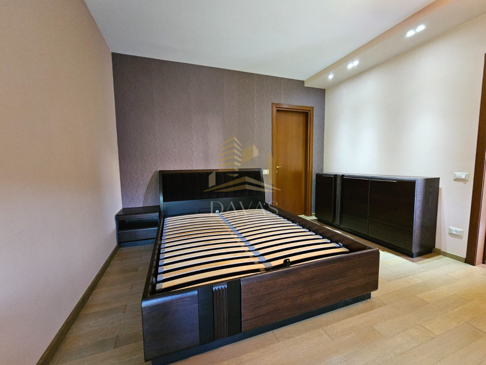 Vilă de Lux în Gruia – Oferta premium de închiriere | 6 Parcări 