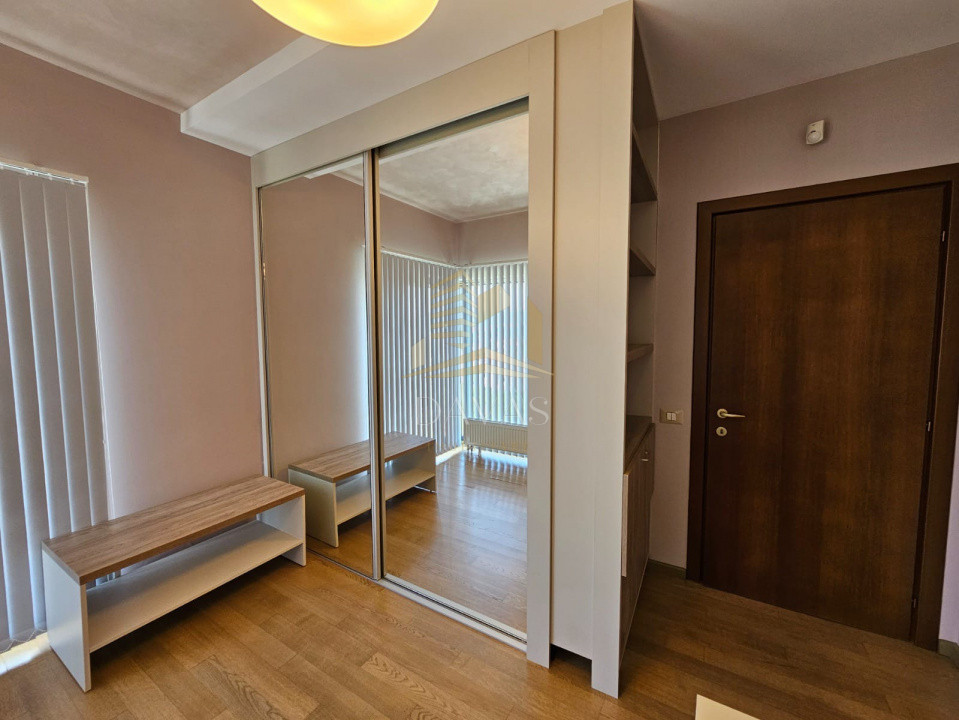 Vilă de Lux în Gruia – Oferta premium de închiriere | 6 Parcări 