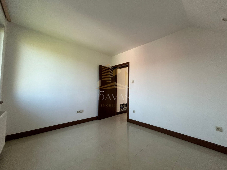 Apartament cu 4 camere de inchiriat | terase generoase | Buna Ziua | 200 mp