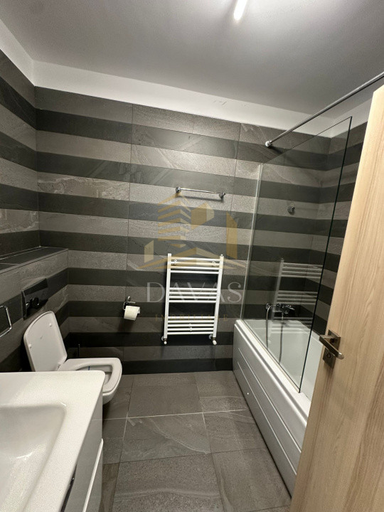 Apartament cu 3 camere | terasa spatioasa | parcare inclusa | Iulius Mall