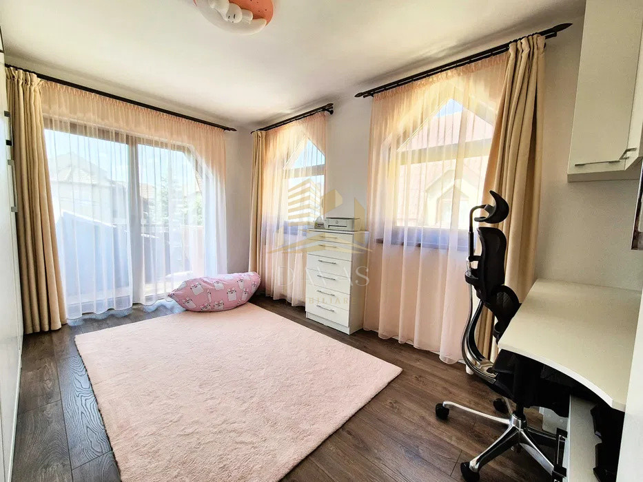 Apartament cu 3 camere | bloc tip vila | parcare cu CF inclusa