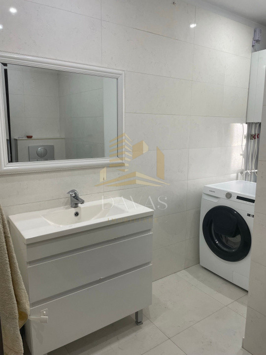 Casa tip duplex 5 camere de inchiriat | Piata 1 Mai |  Parcare