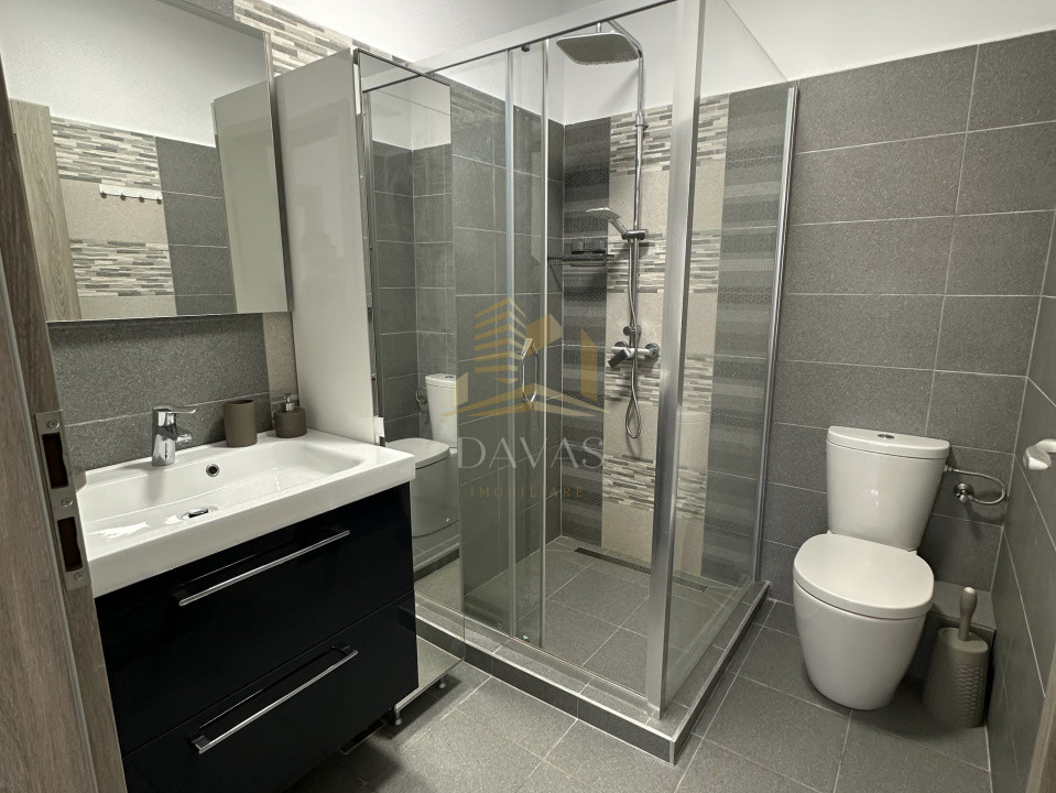 Apartament de 3 camere semidecomandat | Buna ziua 