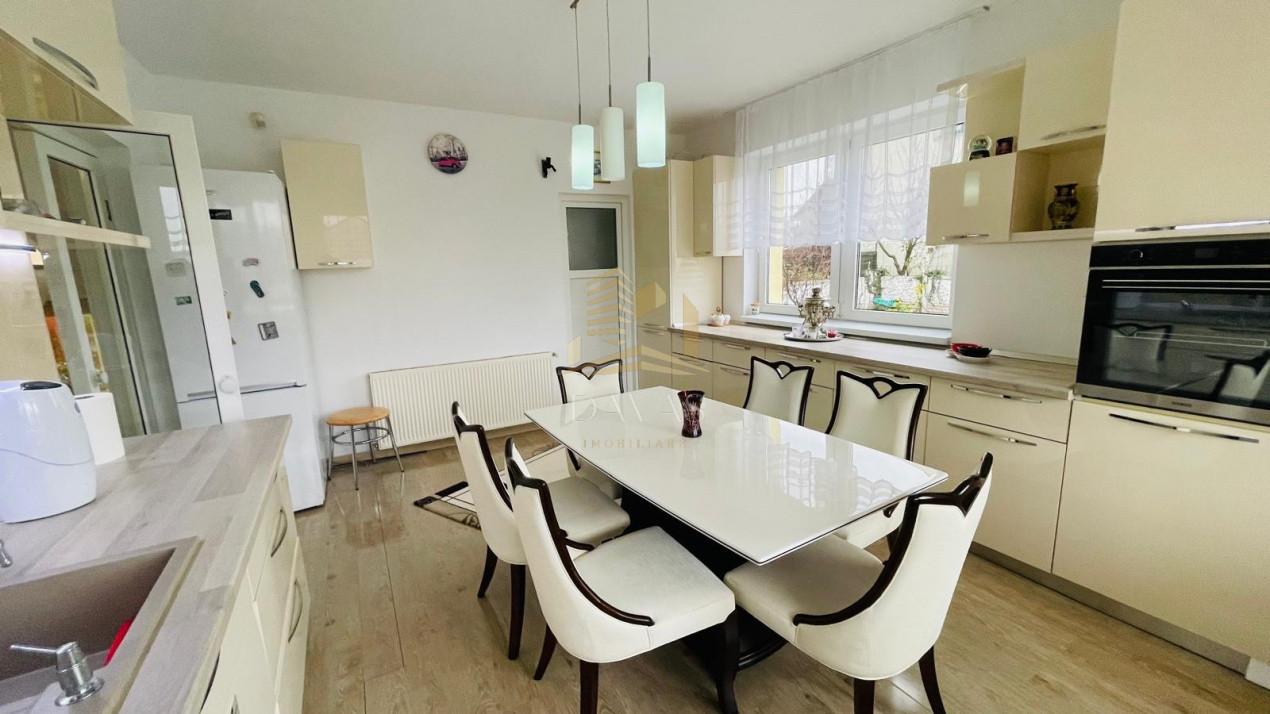 Casa individuala 6 camere de vanzare | Zorilor | Piscina | Teren 1000mp 