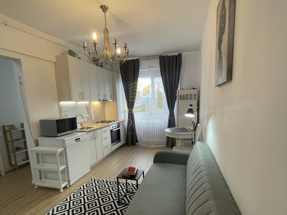 Apartament de 2 camere semidecomandat | zona Gării
