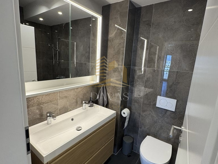 Apartament semidecomandat de 3 camere | Manastur | complex Zenia