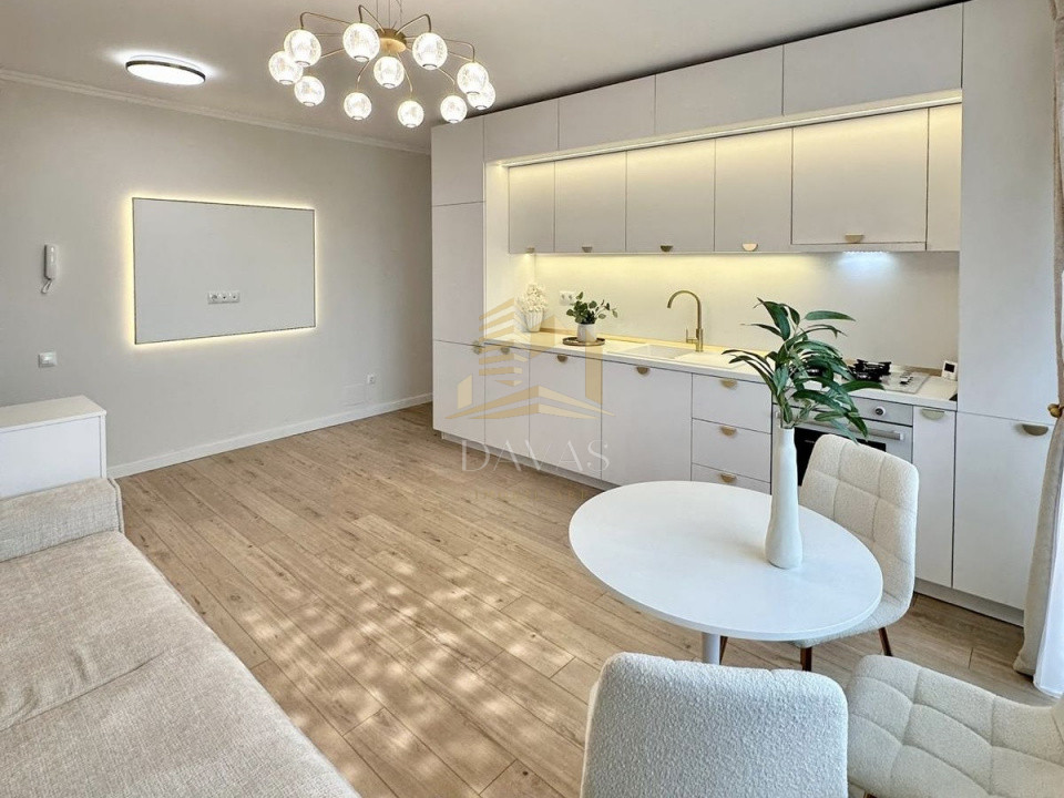 Apartament de 3 camere semidecomandat | Florești 