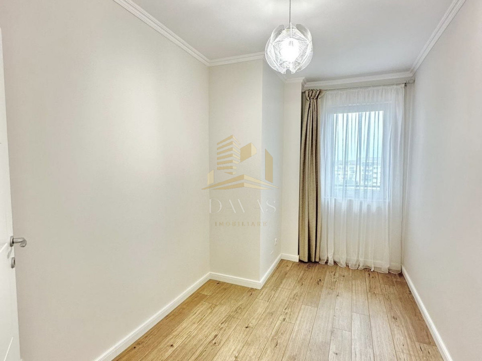 Apartament de 3 camere semidecomandat | Florești 